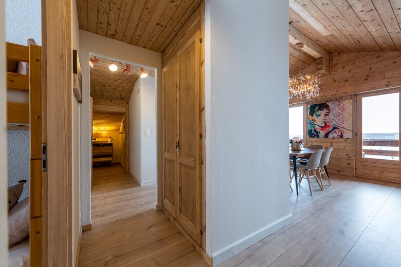 Penthouse Alpine Chalet - Verbier, Switzerland