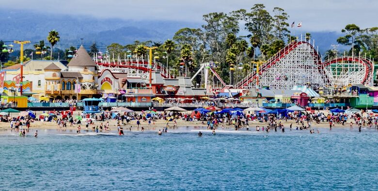 The amazing Santa Cruz Beach Boardwalk (10 min walk away)