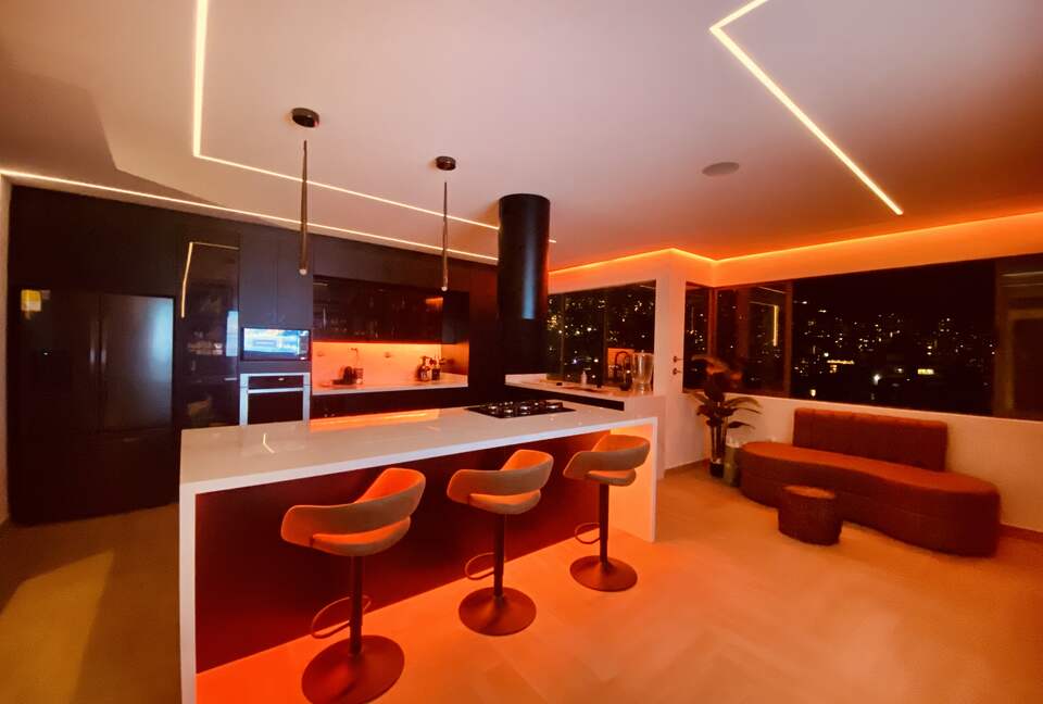 Spectacular 2-Story Penthouse in the Golden Mile sector of Poblado, Medellin - Medellín, Colombia