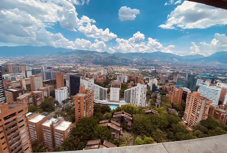 Spectacular 2-Story Penthouse in the Golden Mile sector of Poblado, Medellin - Medellín, Colombia