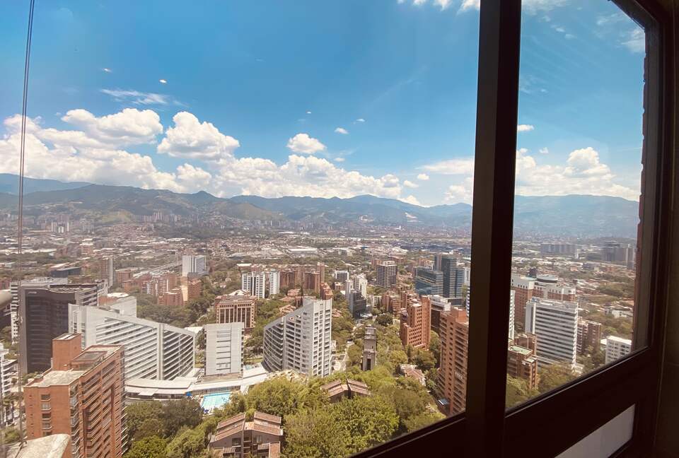 Spectacular 2-Story Penthouse in the Golden Mile sector of Poblado, Medellin - Medellín, Colombia