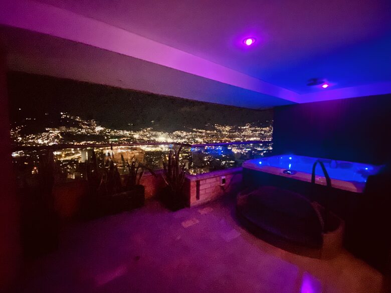 Spectacular 2-Story Penthouse in the Golden Mile sector of Poblado, Medellin - Medellín, Colombia