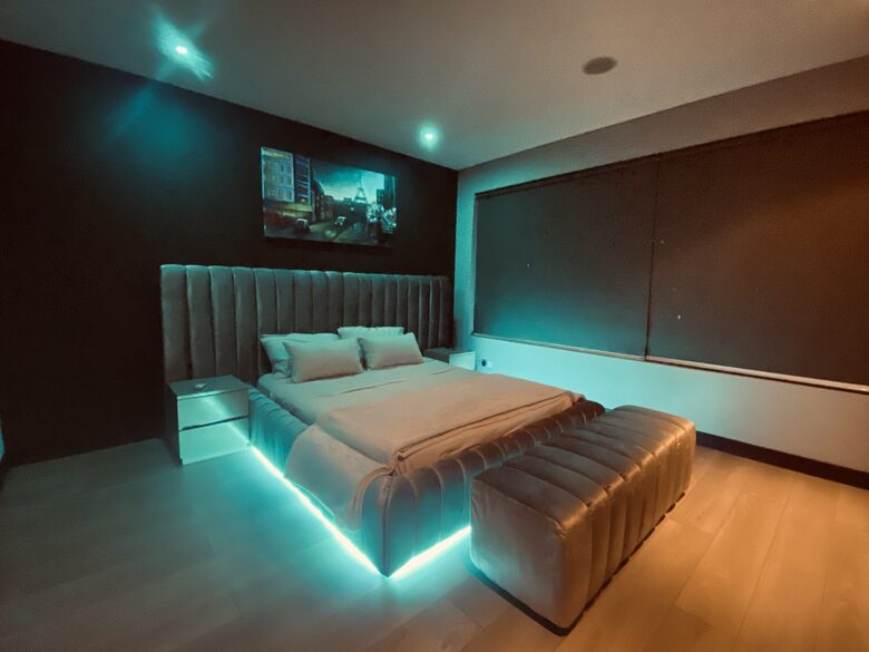 Spectacular 2-Story Penthouse in the Golden Mile sector of Poblado, Medellin - Medellín, Colombia