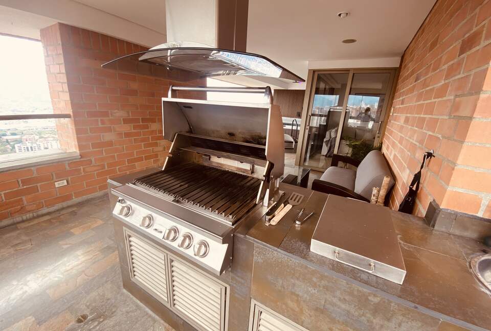 Spectacular 2-Story Penthouse in the Golden Mile sector of Poblado, Medellin - Medellín, Colombia