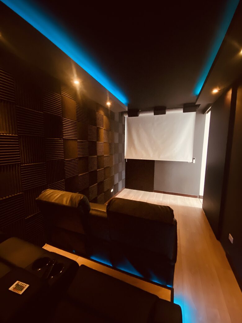 Spectacular 2-Story Penthouse in the Golden Mile sector of Poblado, Medellin - Medellín, Colombia