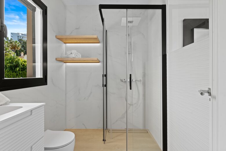 Villa El Paraiso "Azahar" - Estepona, Spain