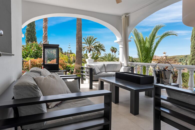 Villa El Paraiso "Azahar" - Estepona, Spain