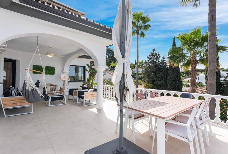 Villa El Paraiso "Azahar" - Estepona, Spain