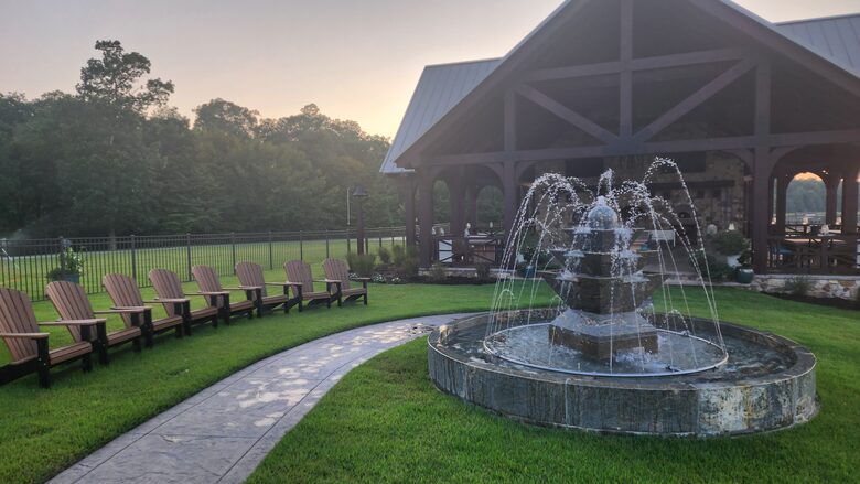 Luxury Estate on York River (2 miles wide) | In historic coastal Virginia - Barhamsville, Virginia