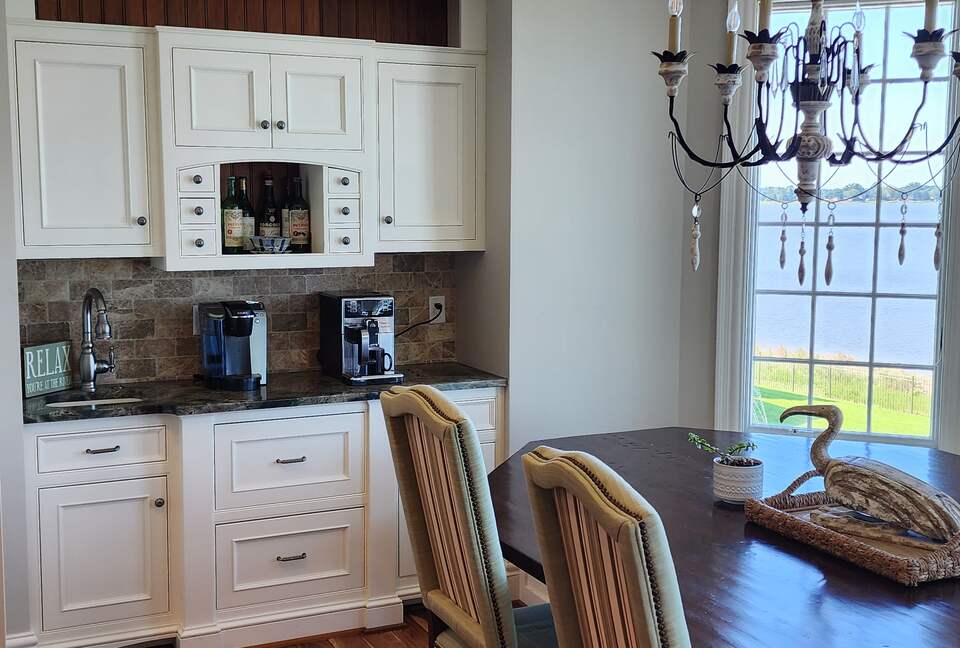 Luxury Estate on York River (2 miles wide) | In historic coastal Virginia - Barhamsville, Virginia