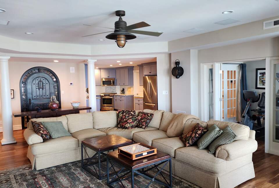 Luxury Estate on York River (2 miles wide) | In historic coastal Virginia - Barhamsville, Virginia