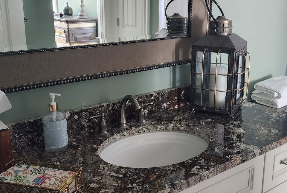 Luxury Estate on York River (2 miles wide) | In historic coastal Virginia - Barhamsville, Virginia