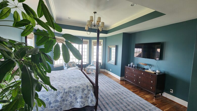 Luxury Estate on York River (2 miles wide) | In historic coastal Virginia - Barhamsville, Virginia