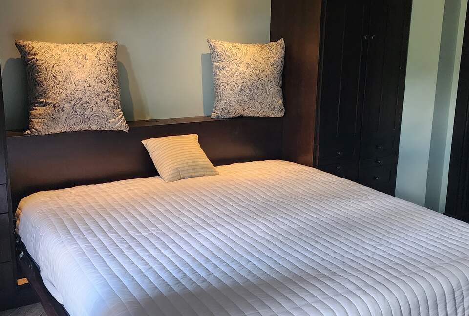 Luxury Estate on York River (2 miles wide) | In historic coastal Virginia - Barhamsville, Virginia