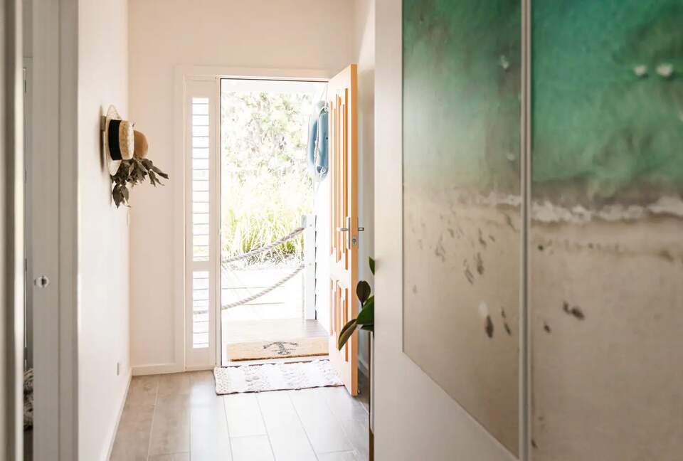 Gathering Shores - Melbourne (Dromana), Australia