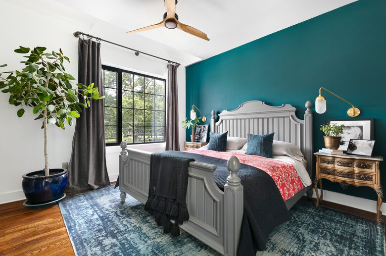 Park-side Single Family Townhouse | With parking! - Brooklyn, New York