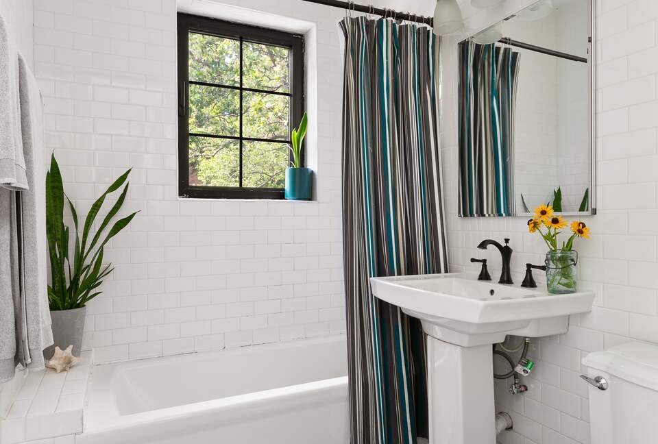 Park-side Single Family Townhouse | With parking! - Brooklyn, New York