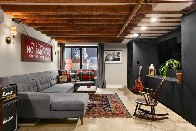 Park-side Single Family Townhouse | With parking! - Brooklyn, New York