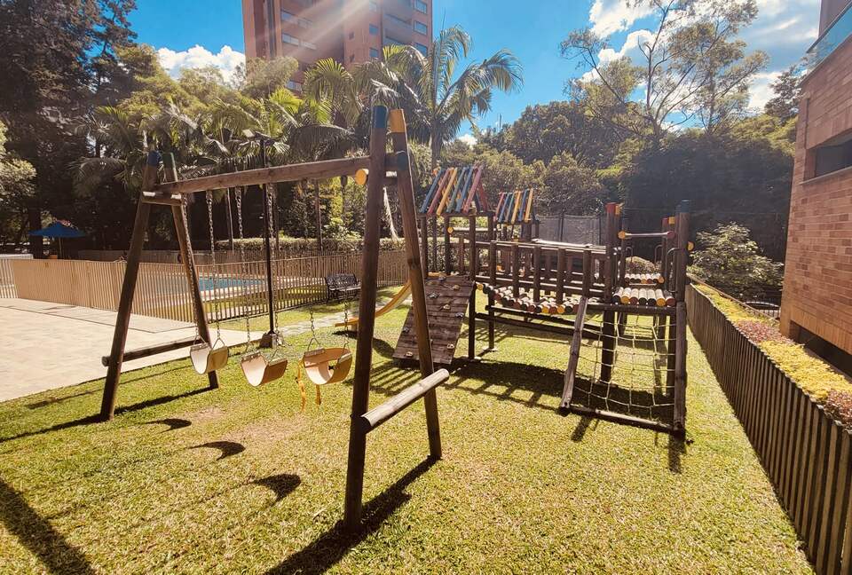 Spectacular 2-Story Penthouse in the Golden Mile sector of Poblado, Medellin - Medellín, Colombia