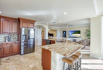 Oceanfront Luxury Condo in Resort Community - Cape Coral, Florida