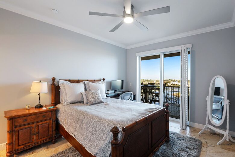 Oceanfront Luxury Condo in Resort Community - Cape Coral, Florida