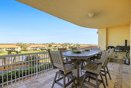 Oceanfront Luxury Condo in Resort Community - Cape Coral, Florida