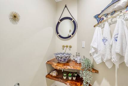 Oceanfront Luxury Condo in Resort Community - Cape Coral, Florida