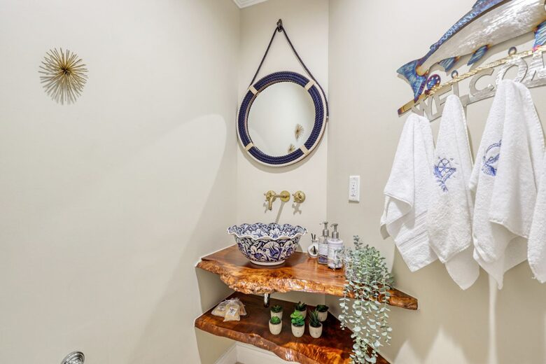 Oceanfront Luxury Condo in Resort Community - Cape Coral, Florida