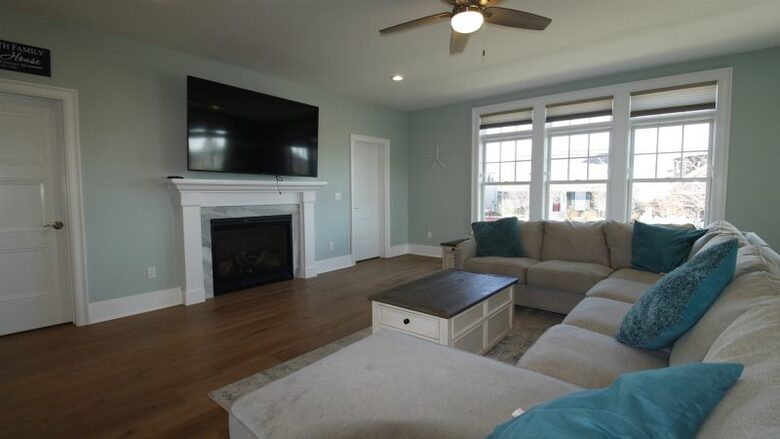 Custom 7BR Retreat | With private pool - Point Pleasant Beach, New Jersey