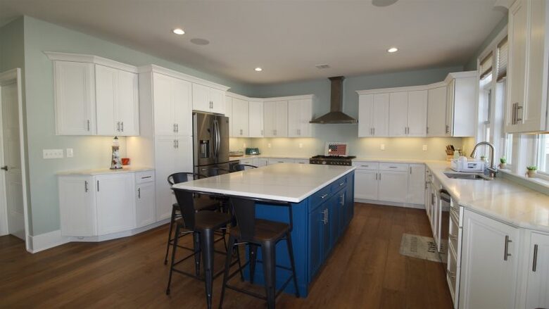 Custom 7BR Retreat | With private pool - Point Pleasant Beach, New Jersey