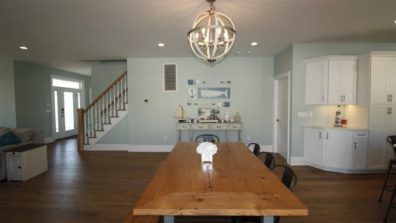 Custom 7BR Retreat | With private pool - Point Pleasant Beach, New Jersey