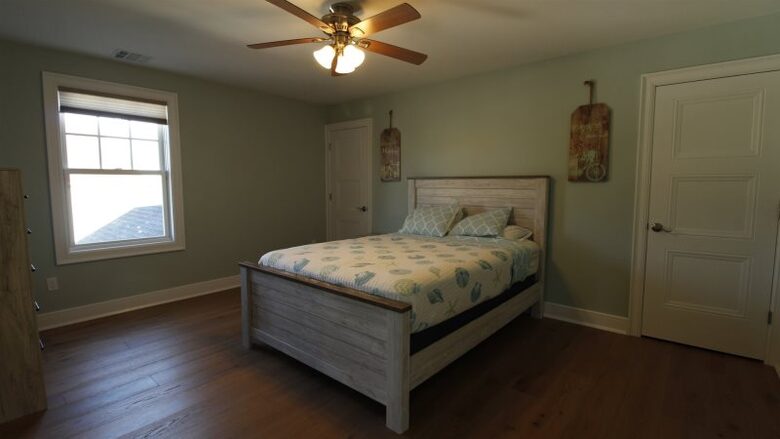 Custom 7BR Retreat | With private pool - Point Pleasant Beach, New Jersey