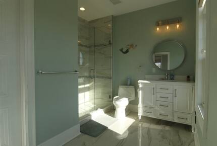 Custom 7BR Retreat | With private pool - Point Pleasant Beach, New Jersey