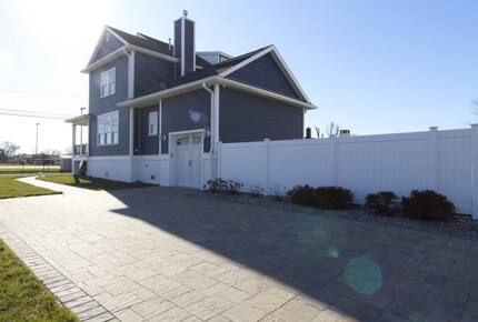 Custom 7BR Retreat | With private pool - Point Pleasant Beach, New Jersey