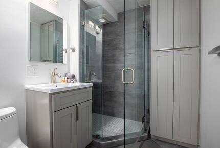 Ocean Front Paradise - Honolulu, Hawaii