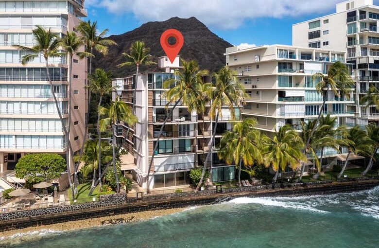 Ocean Front Paradise - Honolulu, Hawaii