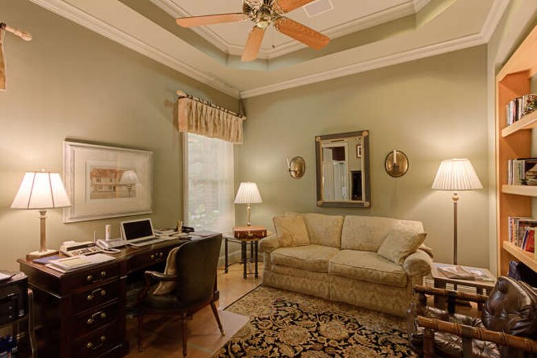 Sanibel Retreat on a Resort Island | Private country club golf course - Sanibel, Florida