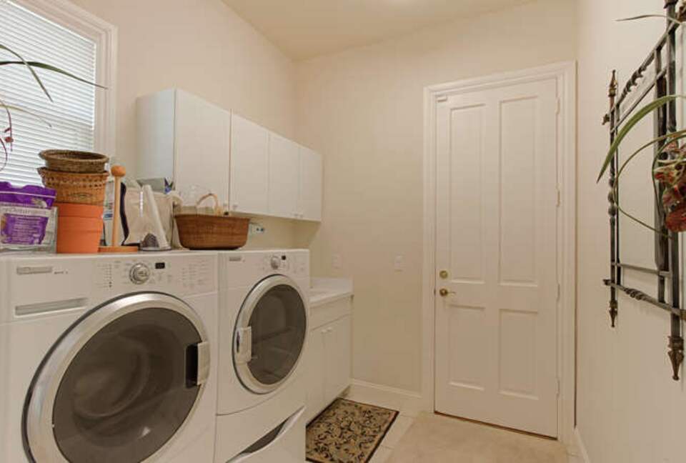 Sanibel Retreat on a Resort Island | Private country club golf course - Sanibel, Florida