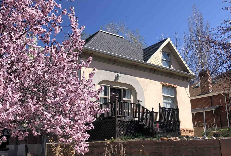 Historic Charmer | Close to Downtown and University - Salt Lake City, Utah