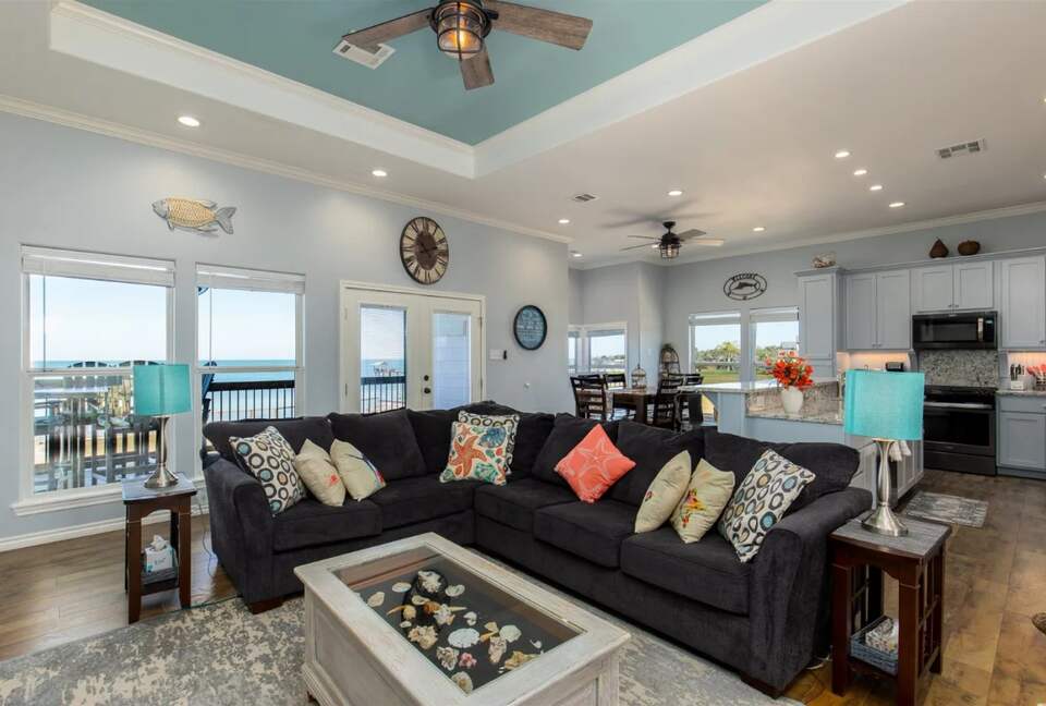 Tequila Sunset | With private pier and hot tub - Rockport, Texas