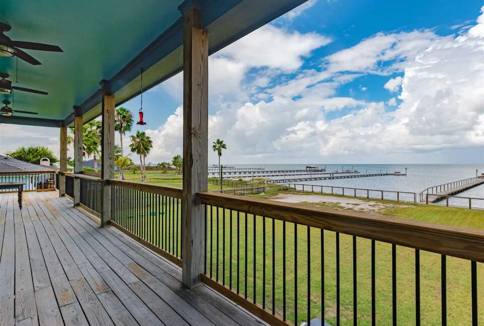 Tequila Sunset | With private pier and hot tub - Rockport, Texas