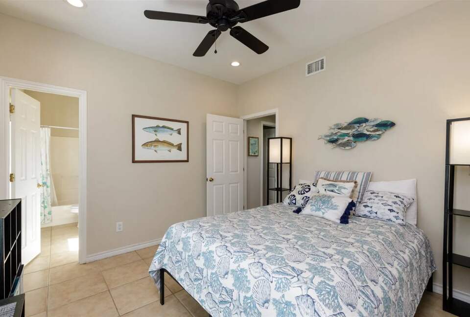 Tequila Sunset | With private pier and hot tub - Rockport, Texas