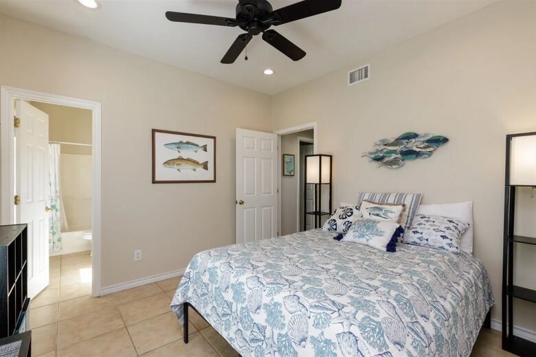 Tequila Sunset | With private pier and hot tub - Rockport, Texas