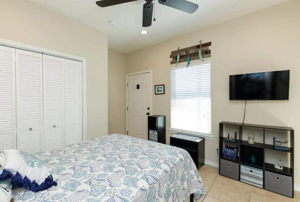 Tequila Sunset | With private pier and hot tub - Rockport, Texas