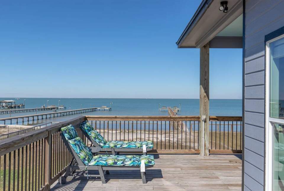Tequila Sunset | With private pier and hot tub - Rockport, Texas