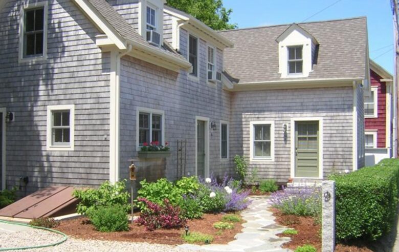 The Mary Alden | Charming New England Getaway - Provincetown, Massachusetts