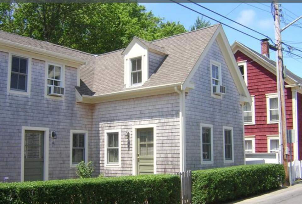 The Mary Alden | Charming New England Getaway - Provincetown, Massachusetts