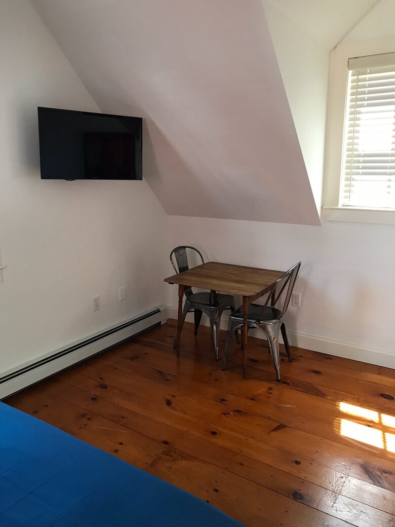 The Mary Alden | Charming New England Getaway - Provincetown, Massachusetts