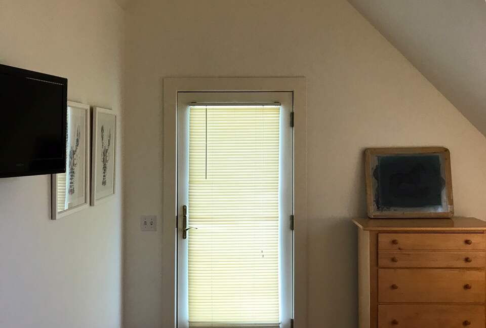 The Mary Alden | Charming New England Getaway - Provincetown, Massachusetts