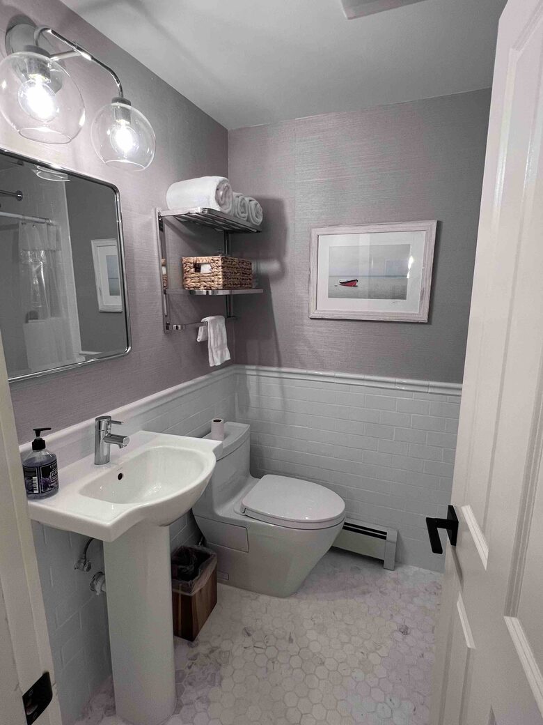 The Mary Alden | Charming New England Getaway - Provincetown, Massachusetts